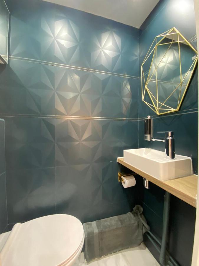 Aparthotel Beautiful Mini Loft Near Saint-Lazare Parigi Esterno foto