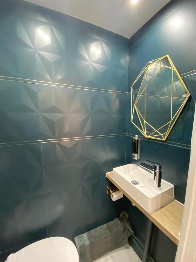 Aparthotel Beautiful Mini Loft Near Saint-Lazare Parigi Esterno foto