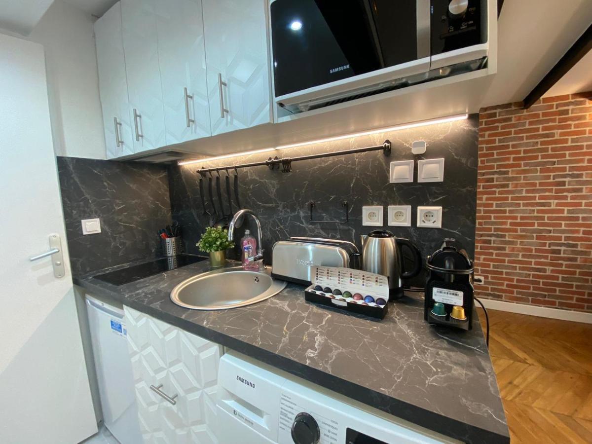 Aparthotel Beautiful Mini Loft Near Saint-Lazare Parigi Esterno foto