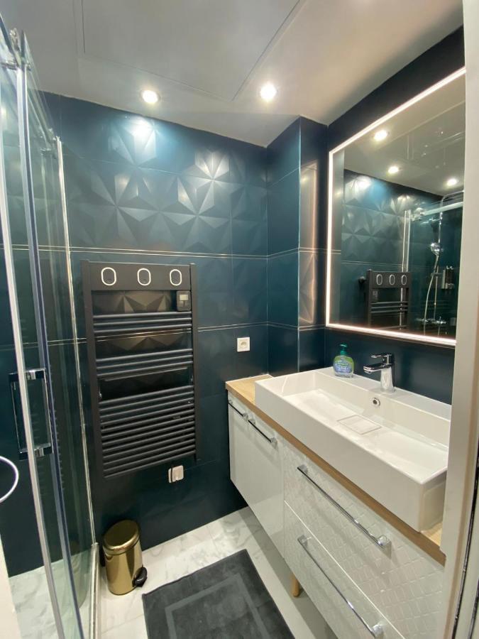 Aparthotel Beautiful Mini Loft Near Saint-Lazare Parigi Esterno foto