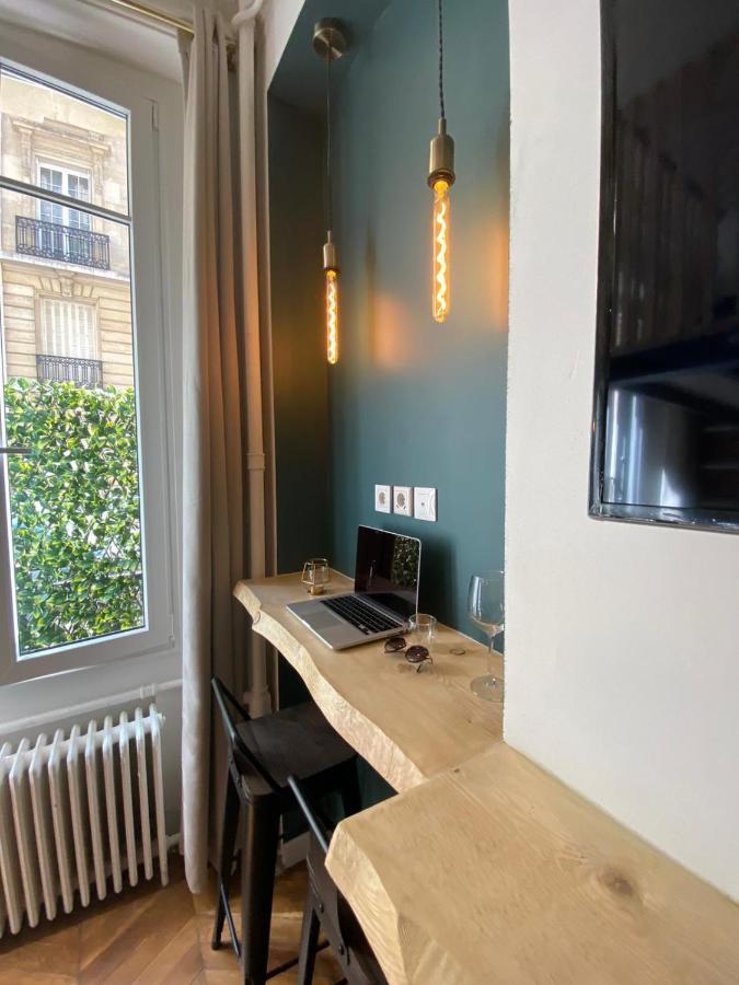 Aparthotel Beautiful Mini Loft Near Saint-Lazare Parigi Esterno foto